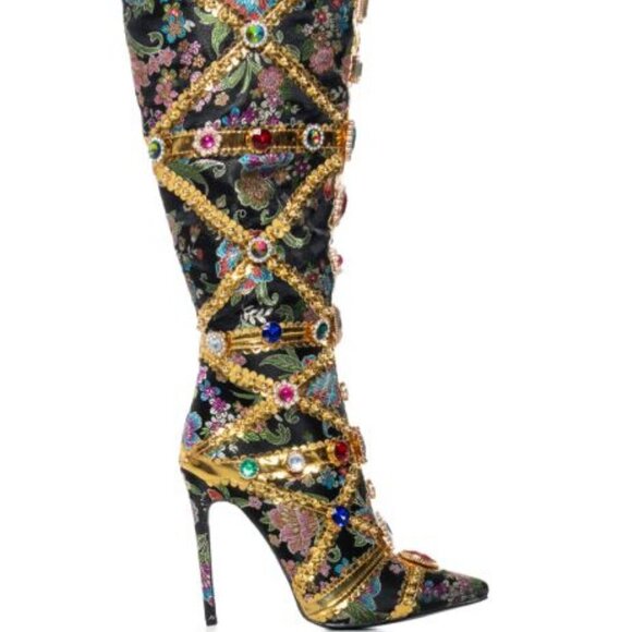 The AZALEA WANG" CAGED CONFIDENCE " EMBELLISHED BOOT IN BLACK  ( BRAND NEW!! - Picture 5 of 7